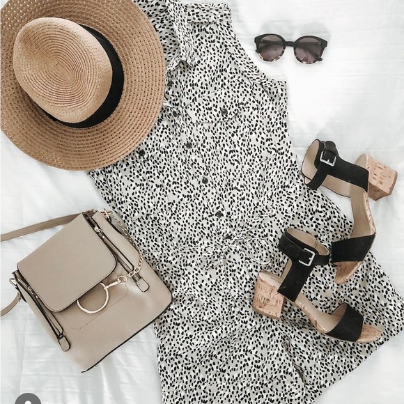 Sleeveless Cheetah Romper - Picture 1 of 1